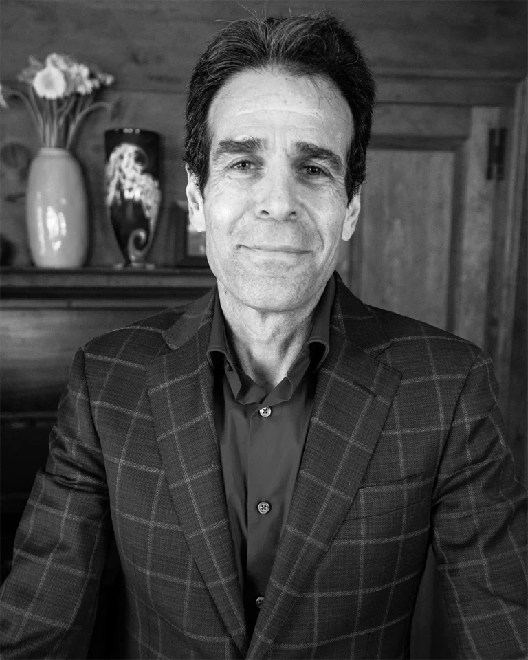 Aaron Gilbert, LICSW, therapist at Boston Evening Therapy Associates